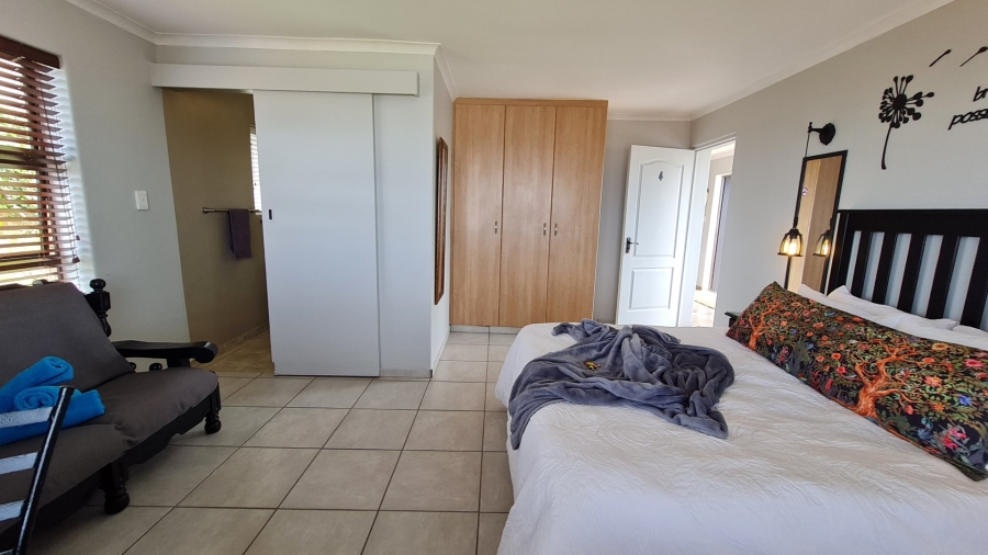 10 Bedroom Property for Sale in Dana Bay Western Cape